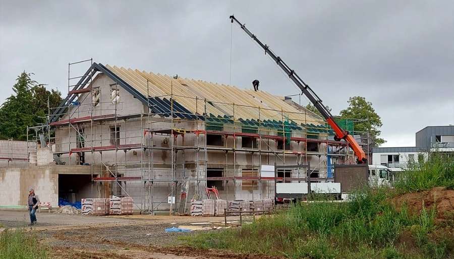 Dachstuhl |  Einzelhaus mit Dach